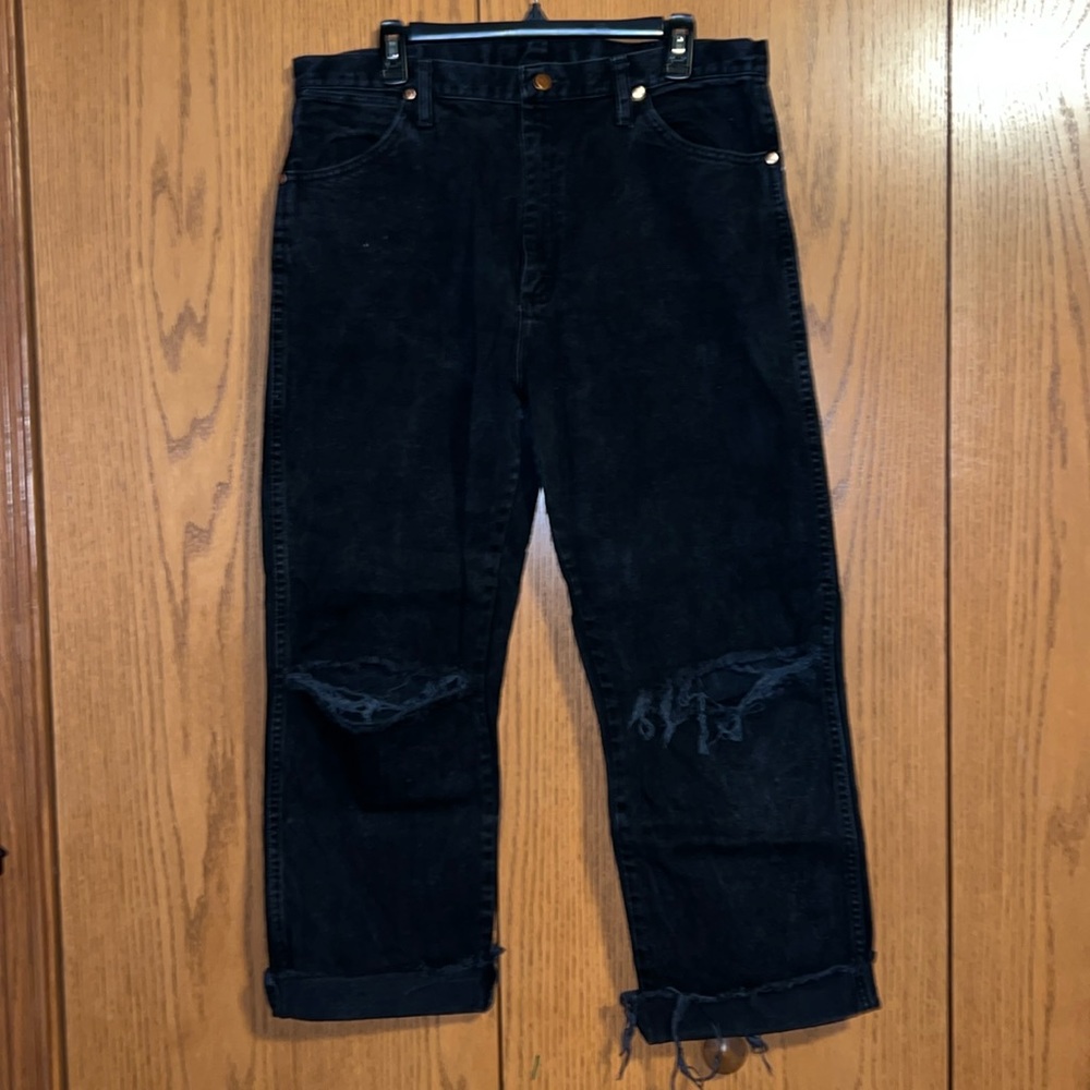 Wrangler Distressed Black jeans